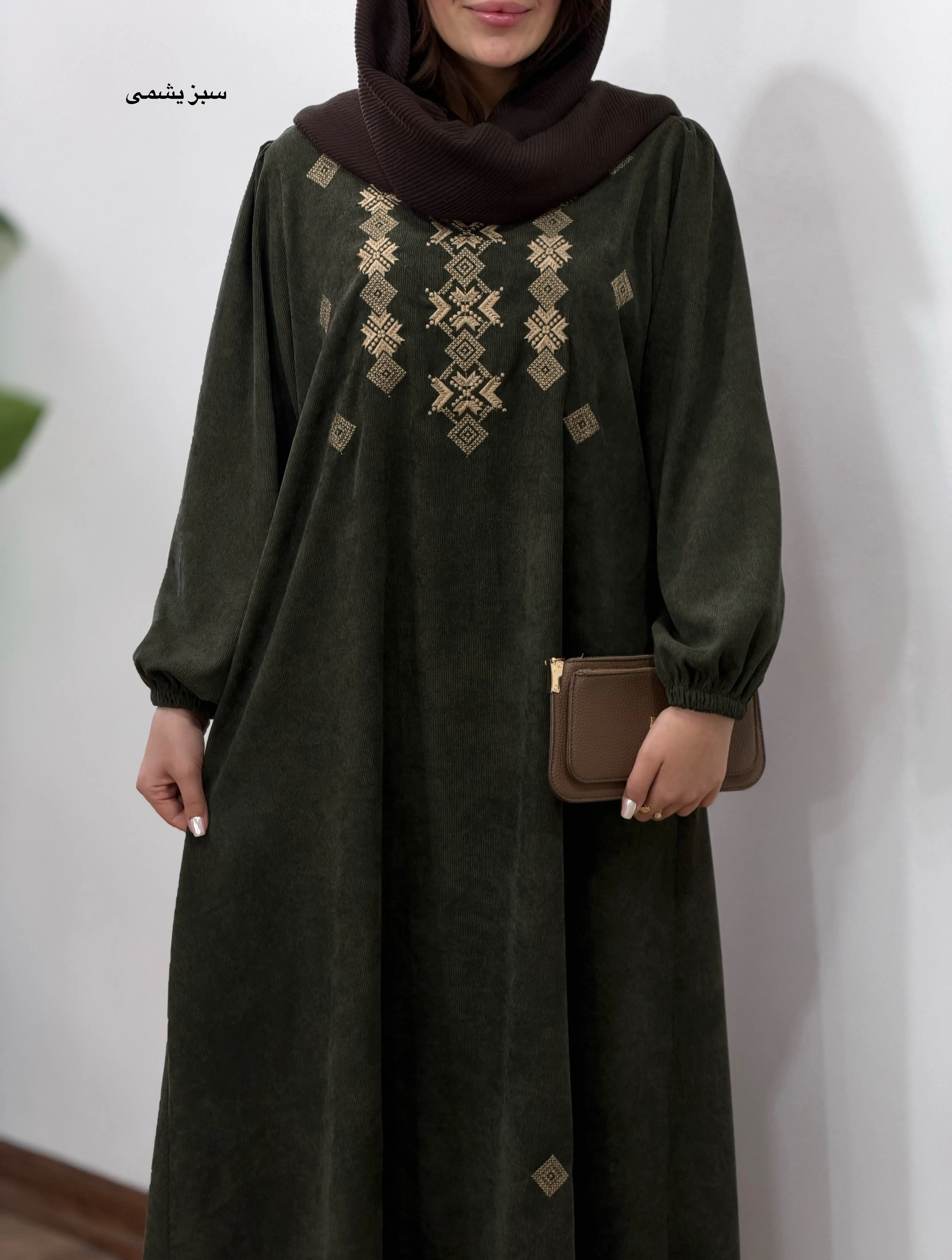 پیراهن مانتویی گلدوزی شیوا